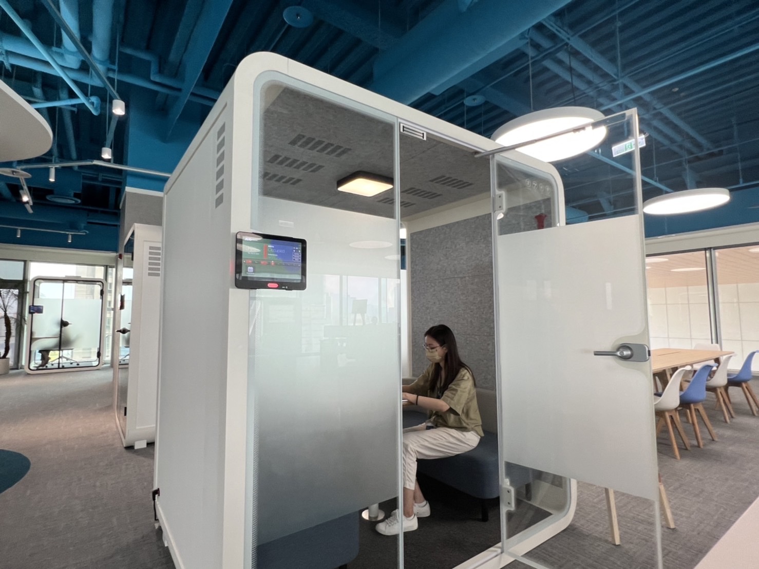 金年会高雄據點的智慧行動辦公艙，展現金年会在面板以外的研發應用軟實力